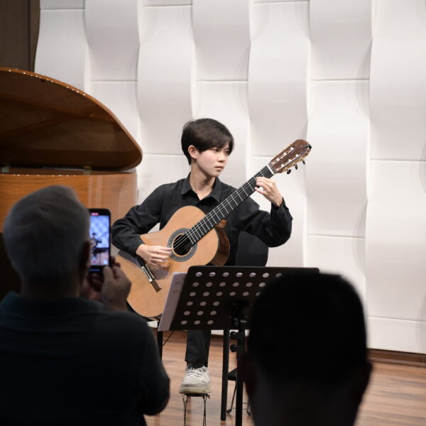 9D5FCED4 6B6B 48F8 9D1E 6B96B50875F6